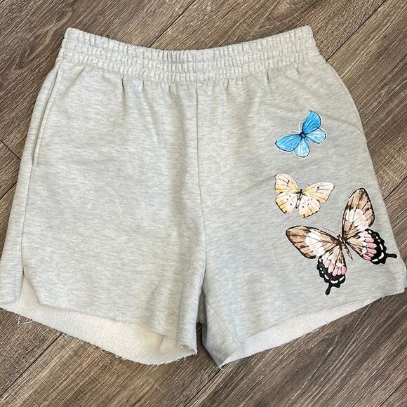 Butterfly Shorts woth Pockets - Picture 2 of 5
